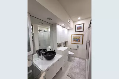 1235 Yale Place #1701, Minneapolis, MN 55403 - Photo 21