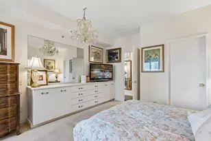 1235 Yale Pl, Minneapolis, MN 55403 - Photo 37