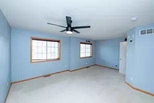 8663 Quarry Ridge Ln, Woodbury, MN 55125 - Photo 3