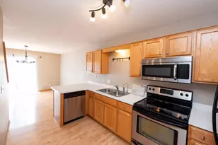 8663 Quarry Ridge Ln, Woodbury, MN 55125 - Photo 27