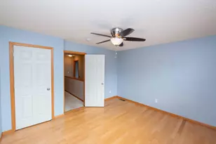 8663 Quarry Ridge Ln, Woodbury, MN 55125 - Photo 17