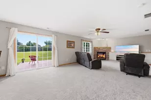 809 Morningside Pl, Belle Plaine, MN 56011 - Photo 13
