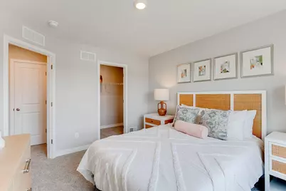 1717 Oak Creek Pass, Chaska, MN 55318 - Photo 19
