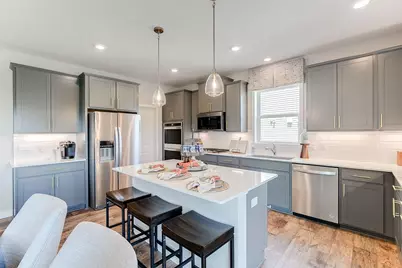 1717 Oak Creek Pass, Chaska, MN 55318 - Photo 3