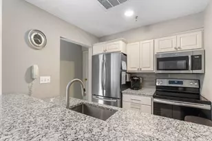 12700 Sherwood Pl, Minnetonka, MN 55305 - Photo 39