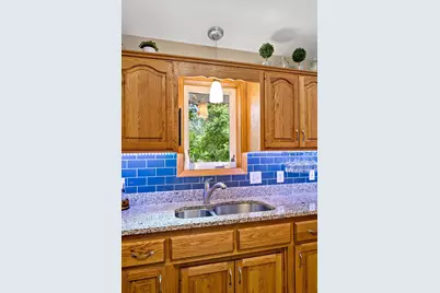 842 Sterling Street S, Maplewood, MN 55119 - Photo 11