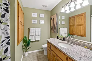 842 Sterling St S, Maplewood, MN 55119 - Photo 25