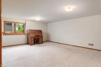 240 Red Apple Drive, La Crescent, MN 55947 - Photo 19