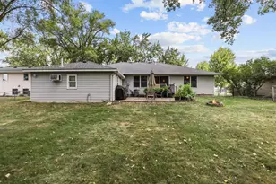 330 110th Ln NW, Coon Rapids, MN 55448 - Photo 9