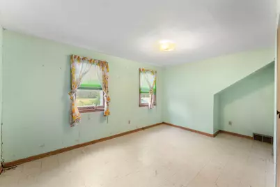 695 N Oak Drive, Vadnais Heights, MN 55127 - Photo 11