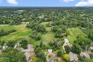 695 N Oak Dr, Vadnais Heights, MN 55127 - Photo 29