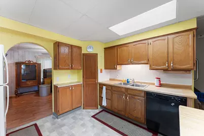 695 N Oak Drive, Vadnais Heights, MN 55127 - Photo 7
