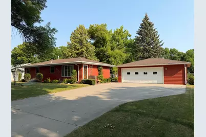 1614 19th Street NW, East Grand Forks, MN 56721 - Photo 1