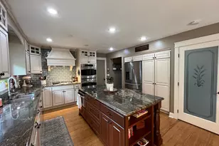 4735 Burr Oak St, Eagan, MN 55122 - Photo 7