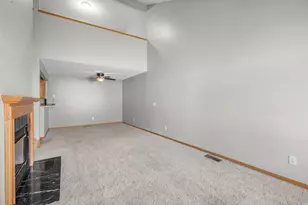 815 Ferdinand Dr, Shakopee, MN 55379 - Photo 5