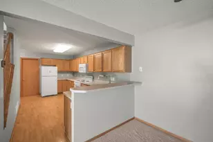 815 Ferdinand Dr, Shakopee, MN 55379 - Photo 9
