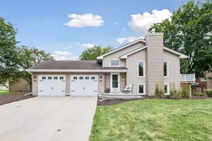 148 Stacy Cir, Waconia, MN 55387 - Photo 1