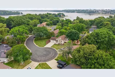 148 Stacy Circle, Waconia, MN 55387 - Photo 3