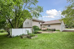 148 Stacy Cir, Waconia, MN 55387 - Photo 33