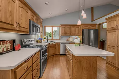 8929 Jewel Avenue S, Cottage Grove, MN 55016 - Photo 15