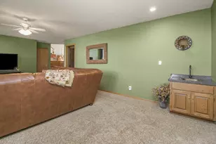 8929 Jewel Ave S, Cottage Grove, MN 55016 - Photo 25
