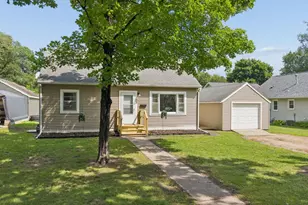 735 E 2nd St, Litchfield, MN 55355 - Photo 1