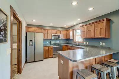 314 Steelhead Drive, River Falls, WI 54022 - Photo 5