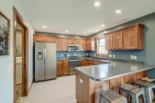314 Steelhead Dr, River Falls, WI 54022 - Photo 5
