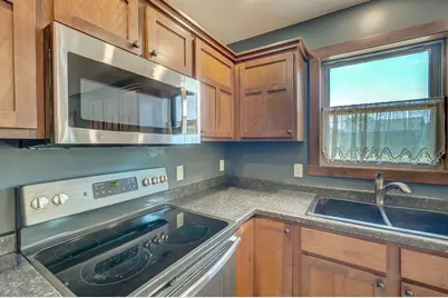 314 Steelhead Drive, River Falls, WI 54022 - Photo 7
