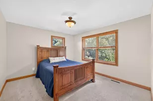 11224 Halstead Trail, Woodbury, MN 55129 - Photo 27