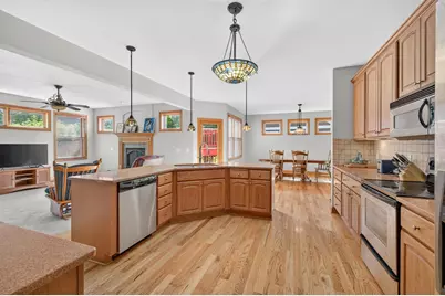 11224 Halstead Trail, Woodbury, MN 55129 - Photo 13