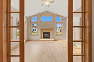 4122 Dublin Dr, Saint Cloud, MN 56301 - Photo 1