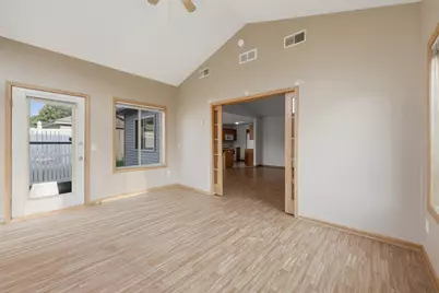 4122 Dublin Drive, Saint Cloud, MN 56301 - Photo 11