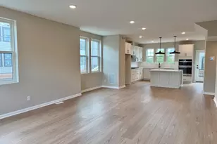851 Sweetwater Dr, Saint Paul, MN 55116 - Photo 11