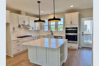 851 Sweetwater Drive, Saint Paul, MN 55116 - Photo 9