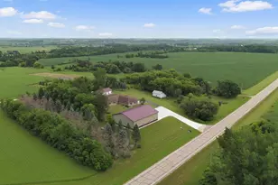 70082 270th Ave, Kasson, MN 55944 - Photo 9