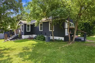 906 Scribner St, Spooner, WI 54801 - Photo 3
