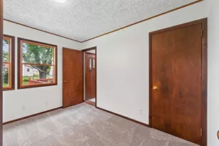 2300 Brookview Dr, Brooklyn Center, MN 55430 - Photo 15
