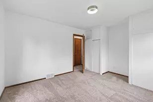 2300 Brookview Dr, Brooklyn Center, MN 55430 - Photo 11