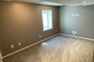 810 N 6th St, Montevideo, MN 56265 - Photo 37