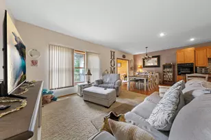 712 W Main St, Arlington, MN 55307 - Photo 9