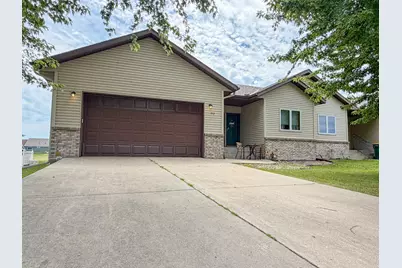 712 W Main Street, Arlington, MN 55307 - Photo 1