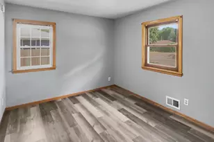 3912 61st Ave N, Brooklyn Center, MN 55429 - Photo 7