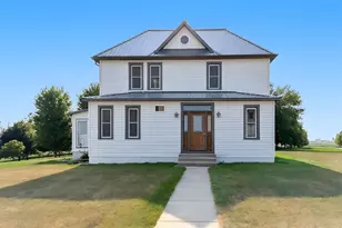 39243 561st Ave, New Ulm, MN 56073 - Photo 11