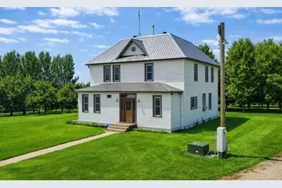 39243 561st Avenue, New Ulm, MN 56073 - Photo 5