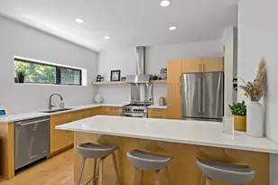 21160 Forest Dr, Excelsior, MN 55331 - Photo 11