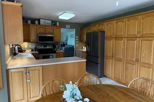 52404 320th St, Blooming Prairie, MN 55917 - Photo 9