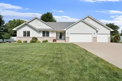 1300 26th Street SW, Austin, MN 55912 - Photo 3