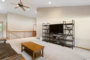 1300 26th St SW, Austin, MN 55912 - Photo 15