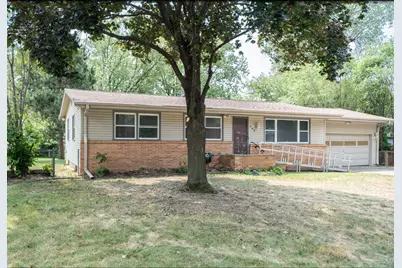 602 Moundsview Avenue, Roseville, MN 55113 - Photo 1